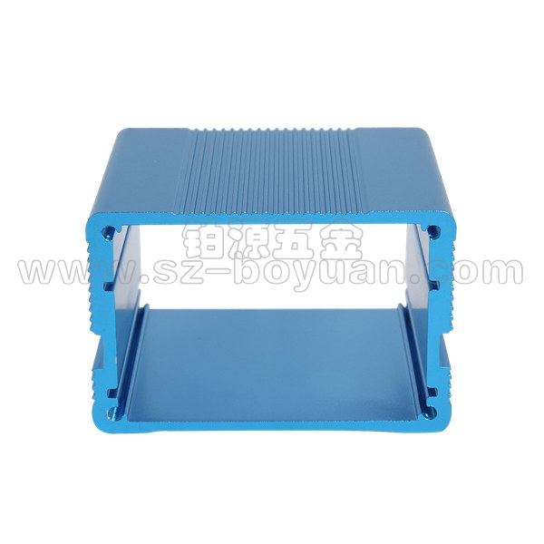 鋁外殼的傳熱系數是多少？